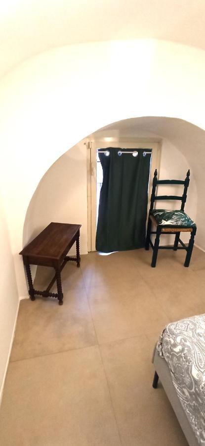 Spaziosa Casa Antica Bari Exterior foto